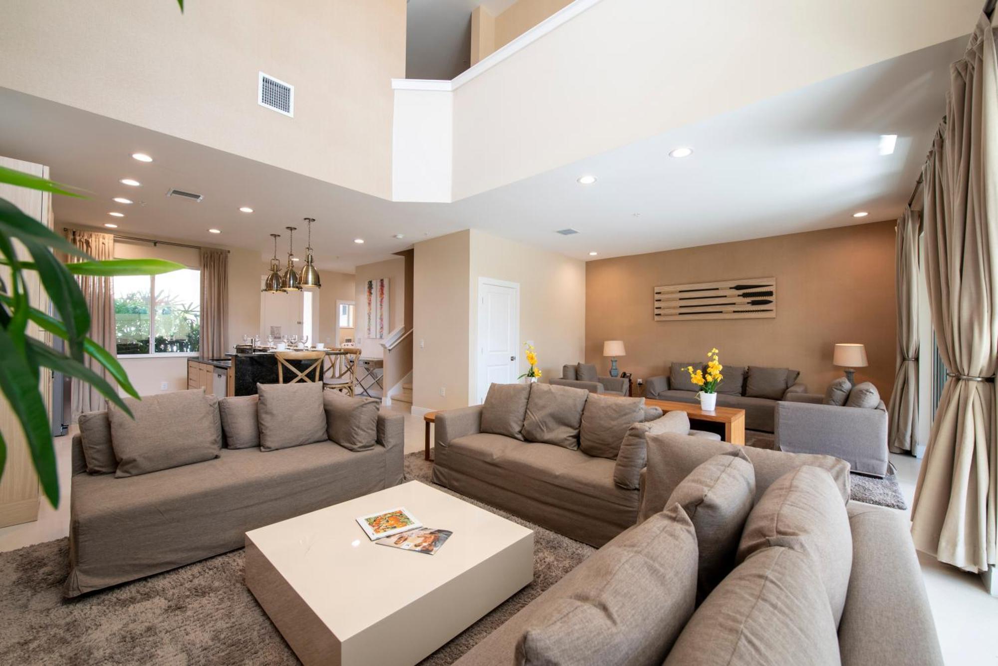 3 Bedrooms Luxury Near Orlando
