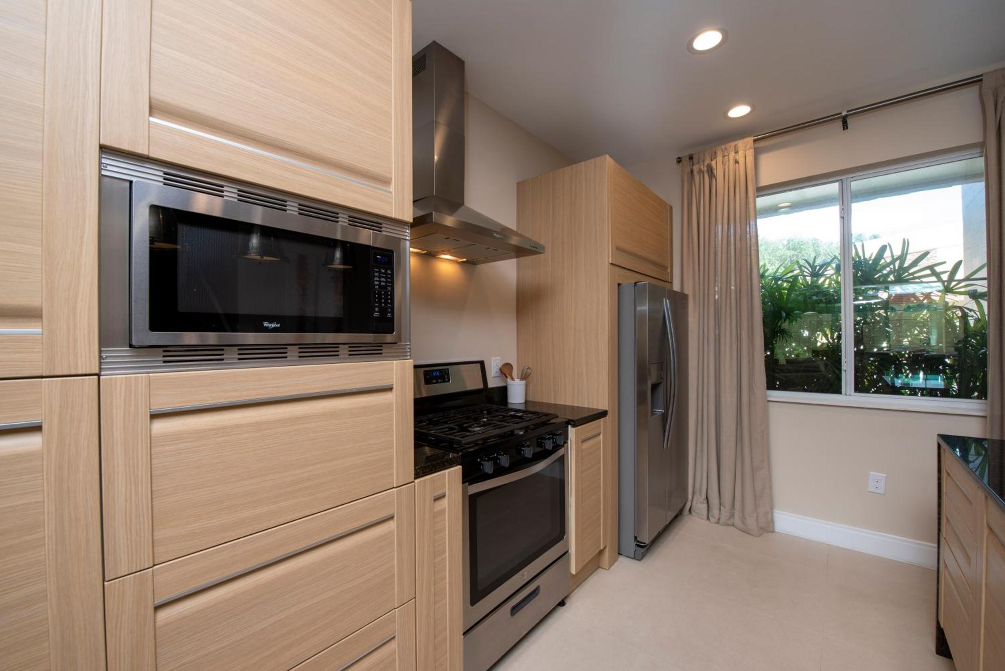 3 Bedrooms Luxury Near Holiday home *