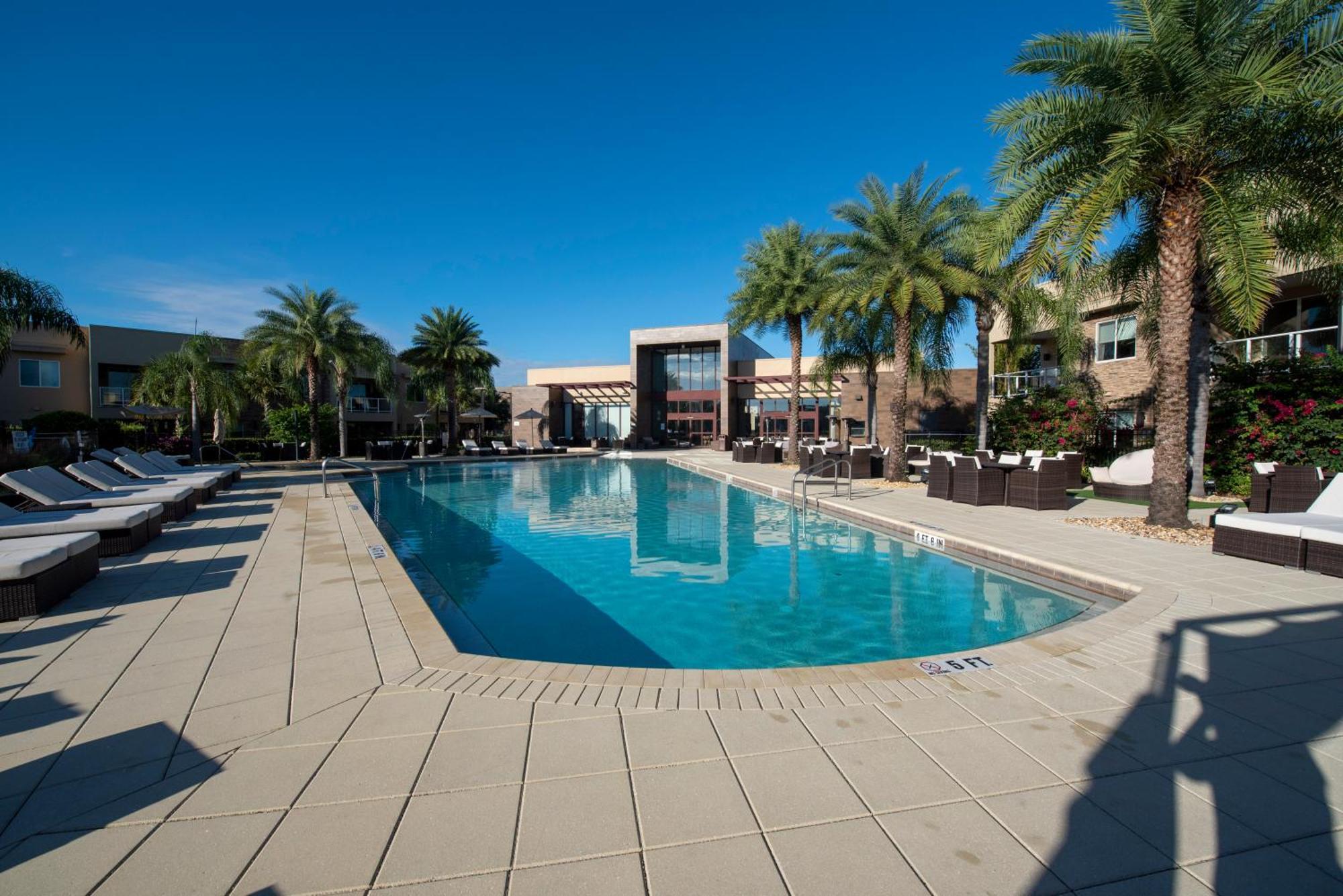 3 Bedrooms Luxury Near *