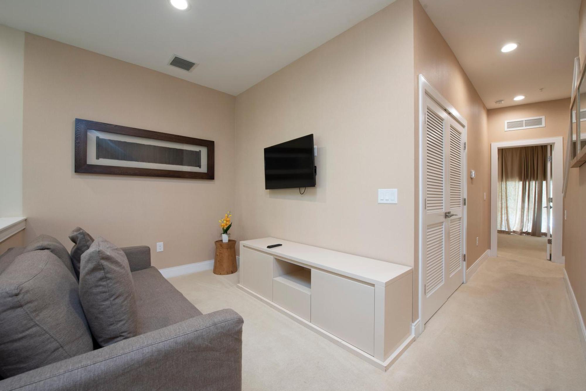 Amazing 3bd With Elevator And Bbq Near Holiday home *