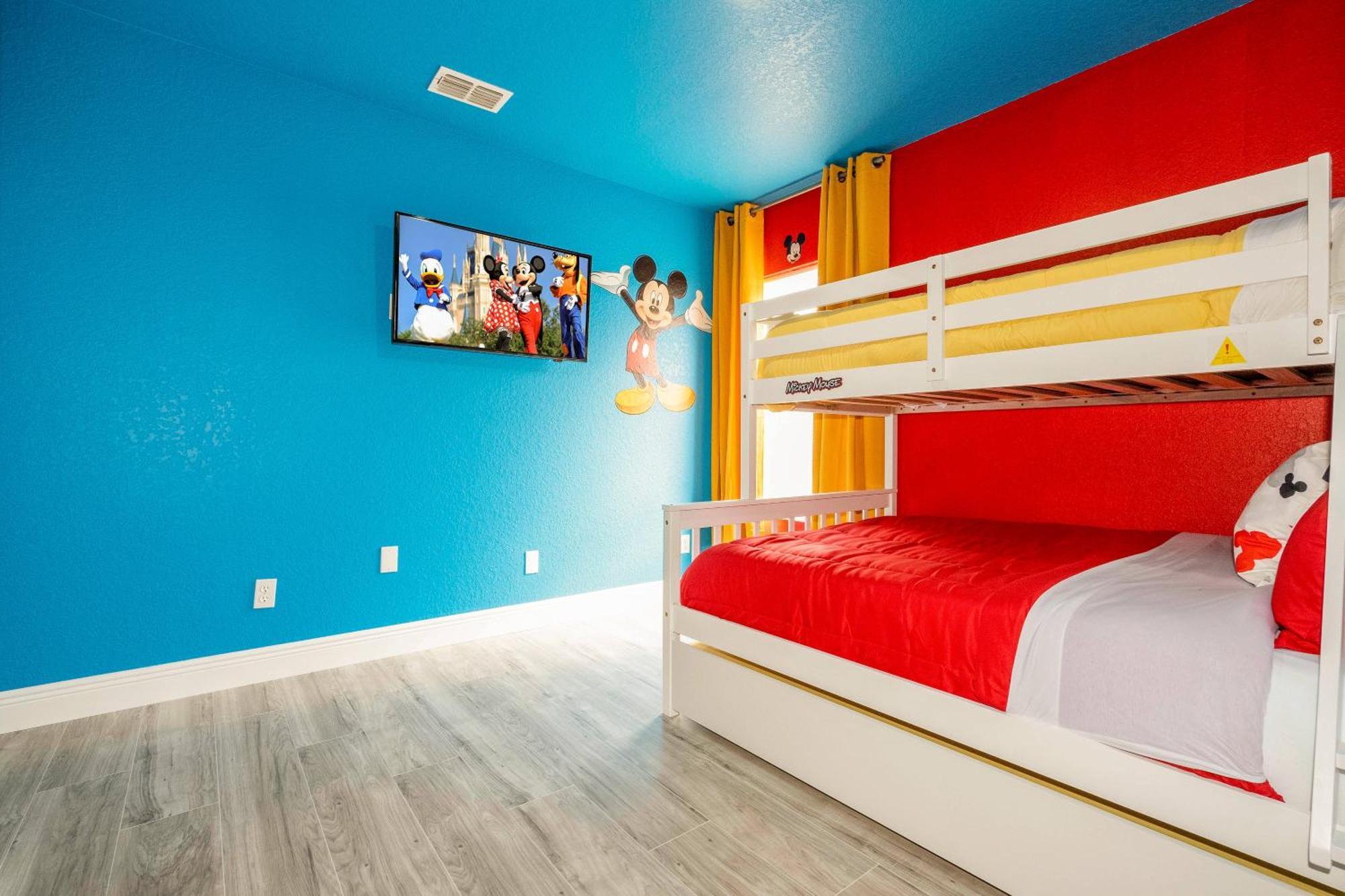 Free Water Park Fun Included Large Holiday home