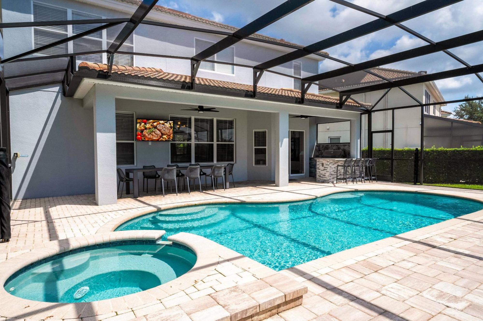 Free Water Park Fun Included Large Holiday home