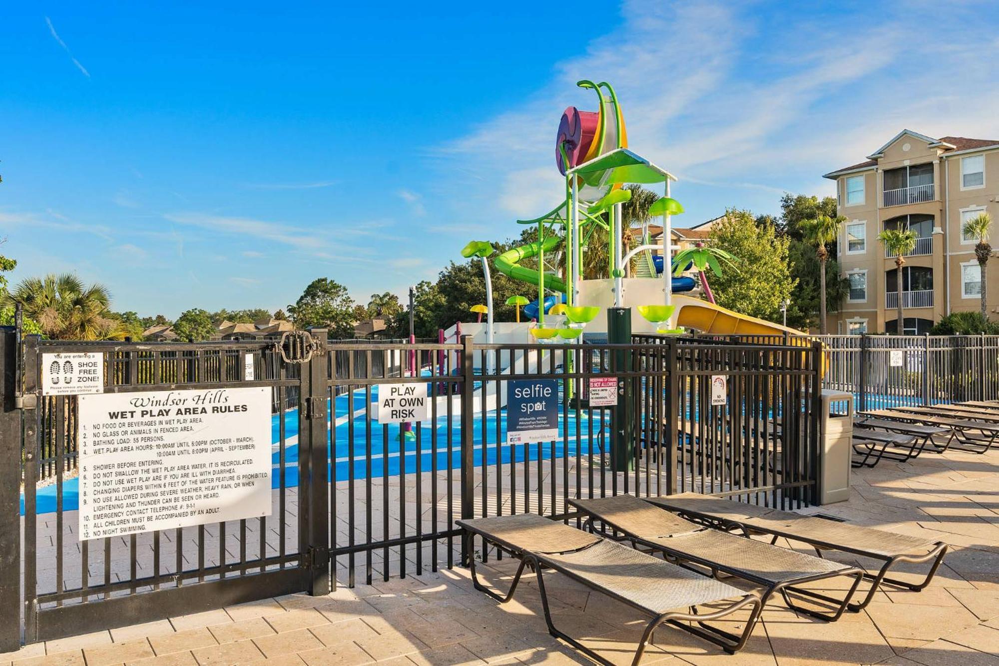 Delight Water Park Near Parks * Orlando