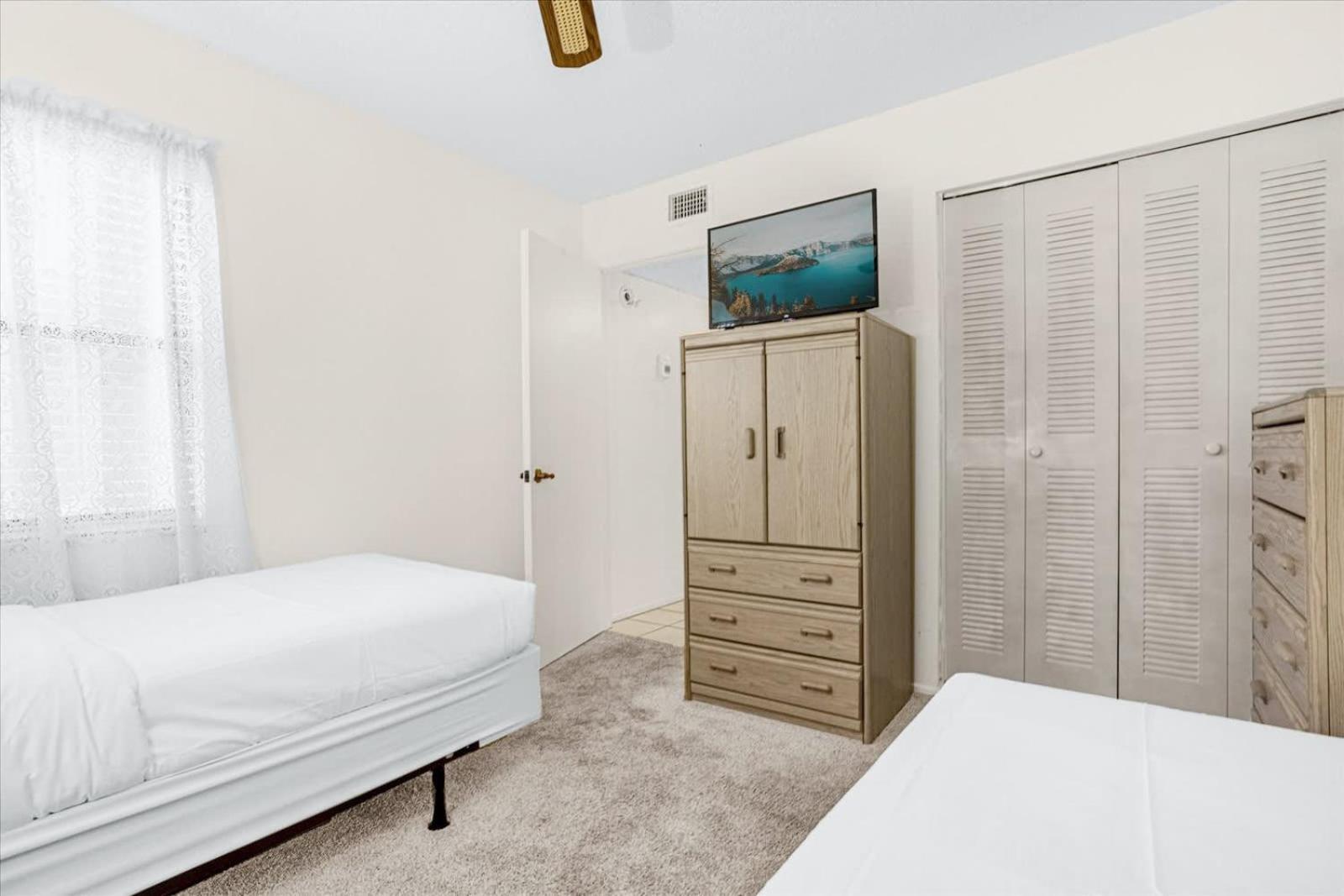 Golfer's Paradise Ventura Luxury Apartment