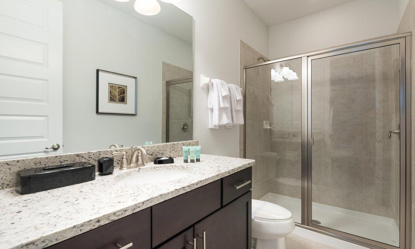 Custom 9 Bdrm With Stunning Themes At Encore Holiday home