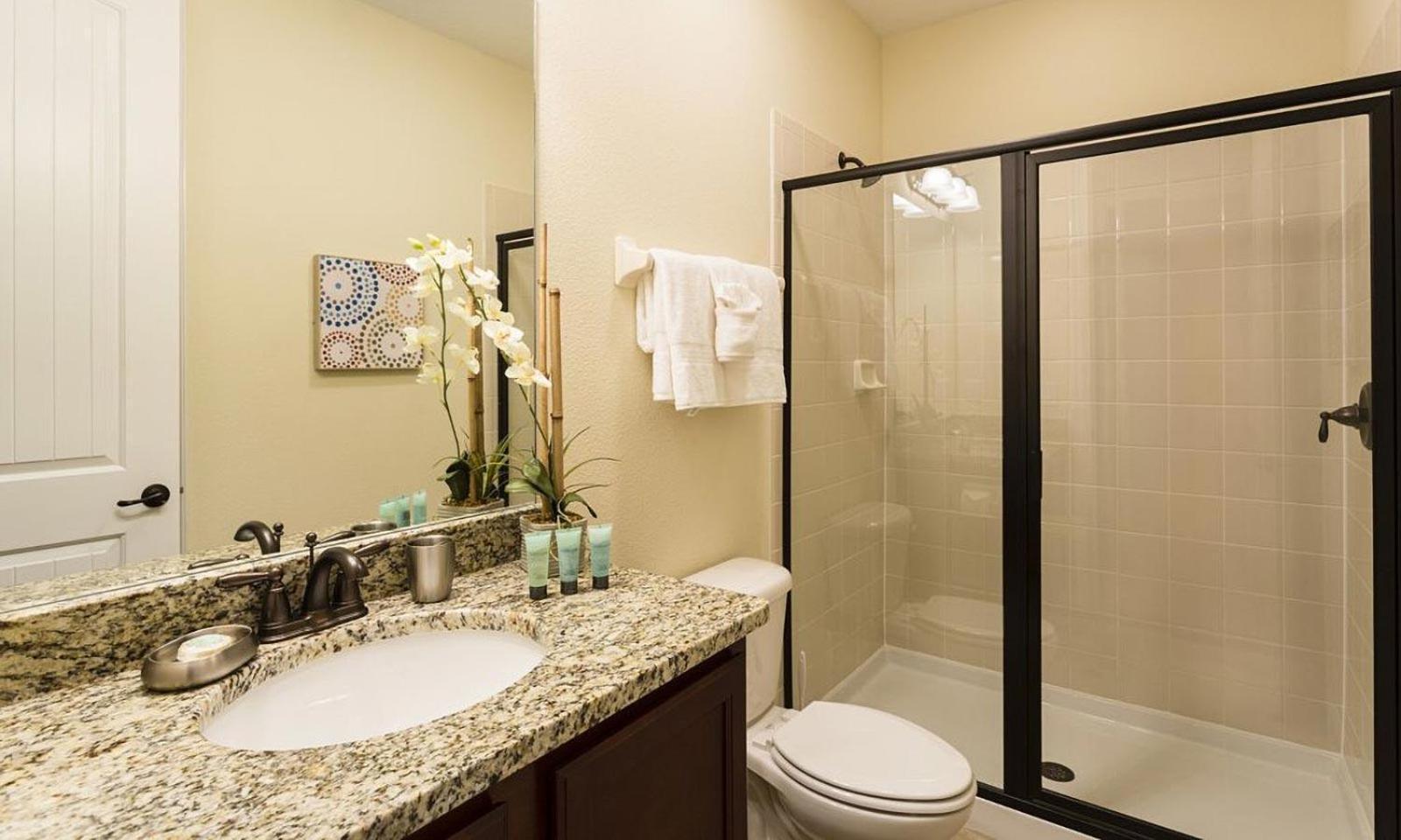 Unique Spacious 10 Bdrm With Backyard Pool At Encore Holiday home *