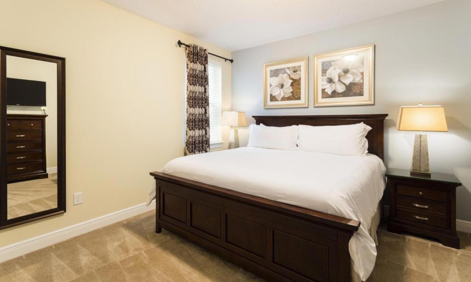 Unique Spacious 10 Bdrm With Backyard Pool At Encore Holiday home Orlando