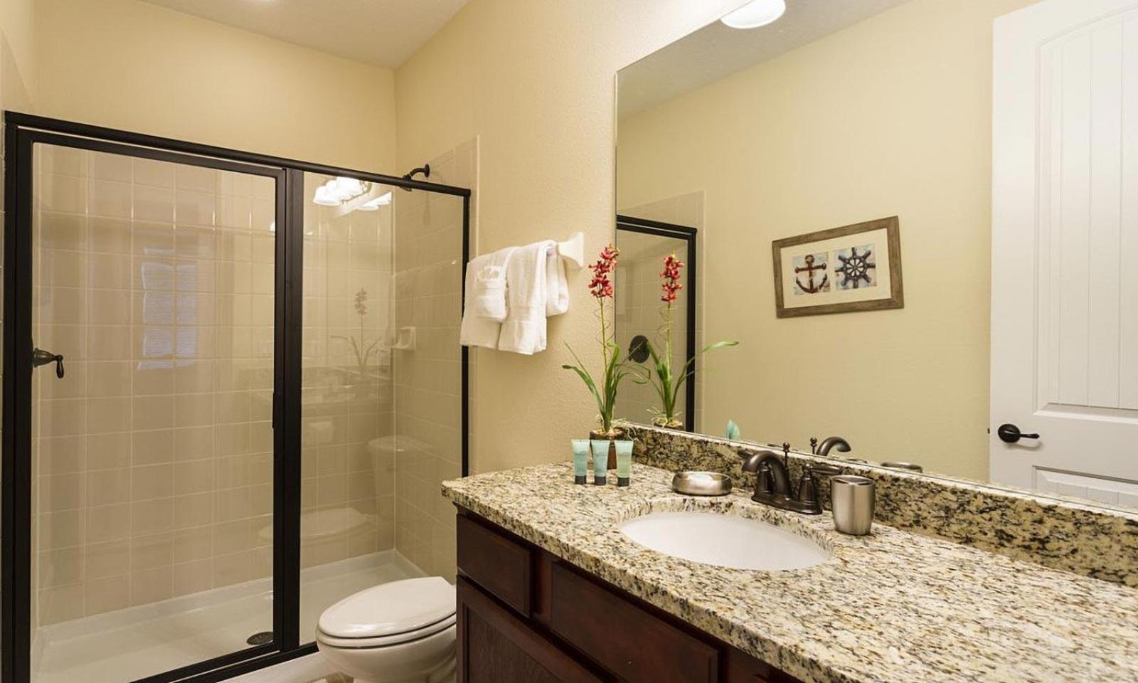 Unique Spacious 10 Bdrm With Backyard Pool At Encore