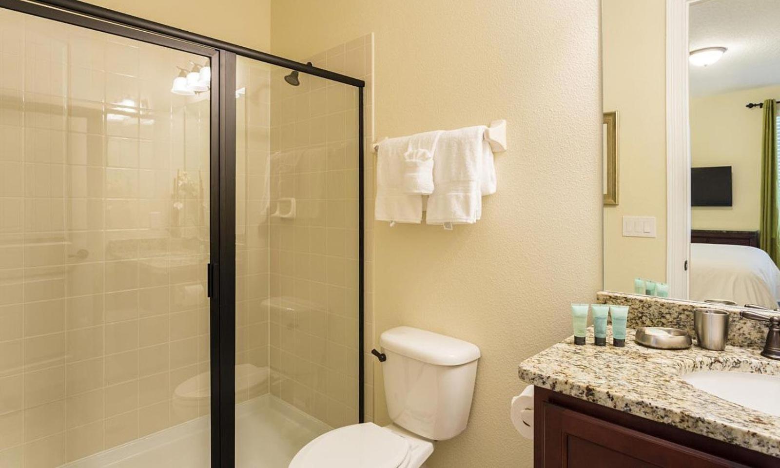 Unique Spacious 10 Bdrm With Backyard Pool At Encore Holiday home Orlando