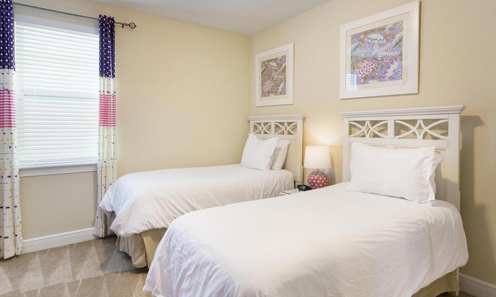Holiday home Unique Spacious 10 Bdrm With Backyard Pool At Encore Orlando