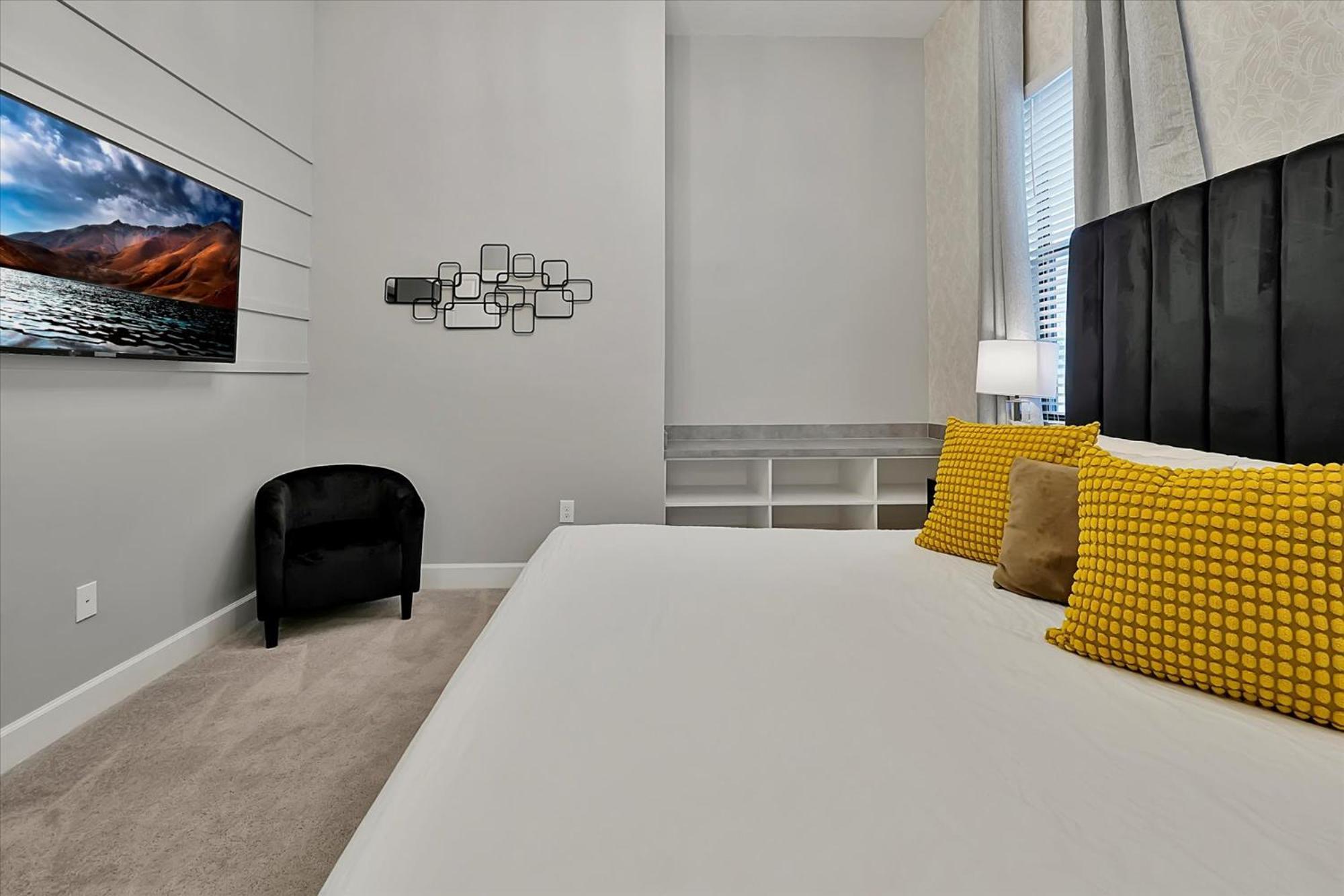 Holiday home Epic Mansion-pool-game Room-theater-2 *