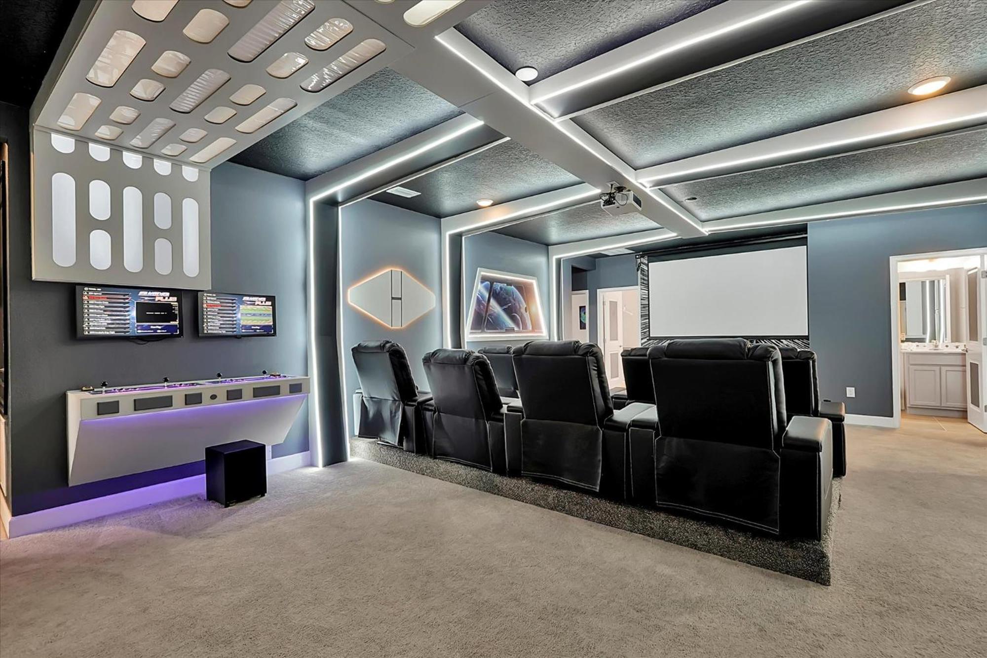 Epic Mansion-pool-game Room-theater-2 Holiday home *