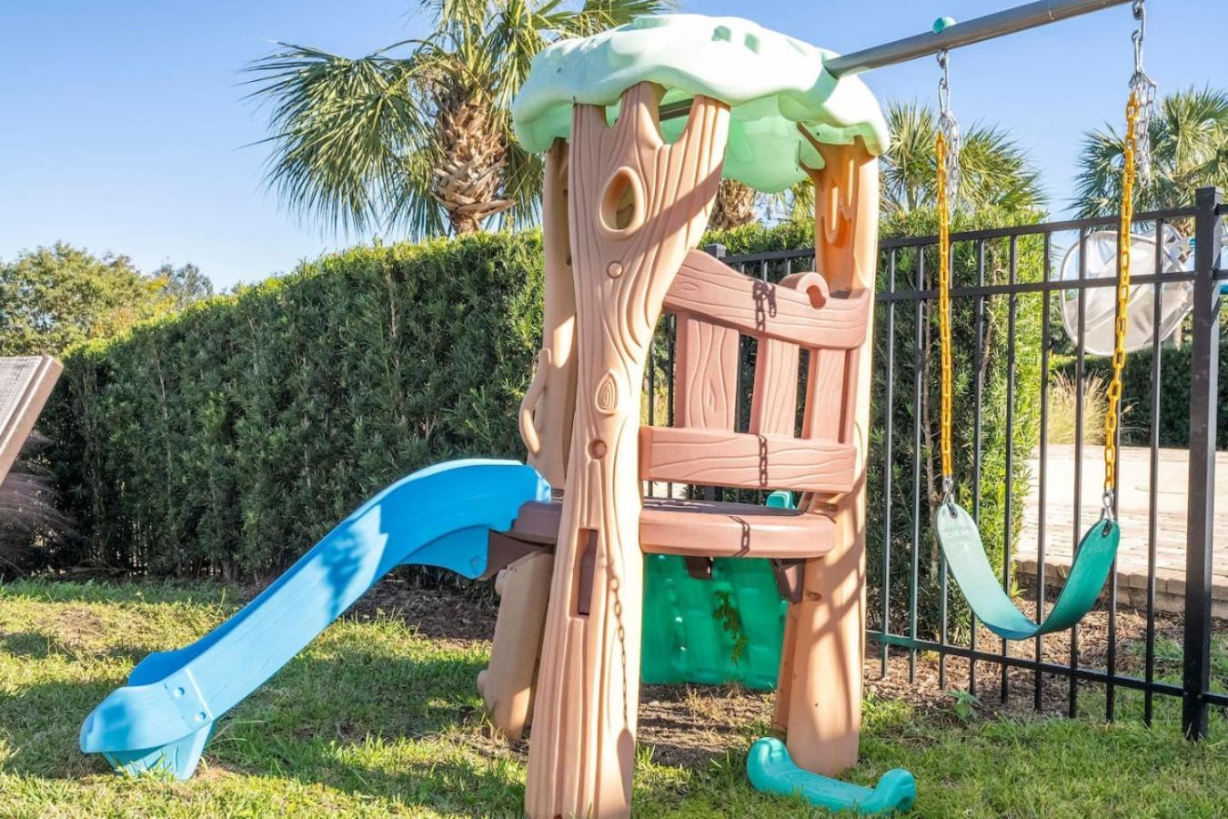 Fantastic Vacation W Pool And Movie Theater Holiday home Orlando