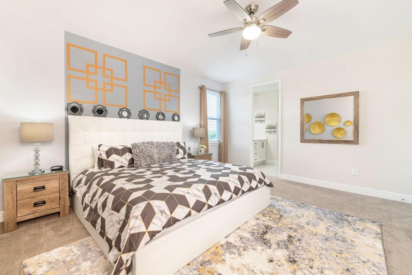 Fantastic Vacation W Pool And Movie Theater Holiday home *