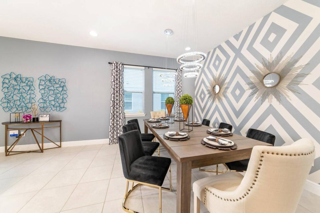 Fantastic Vacation W Pool And Movie Theater Holiday home