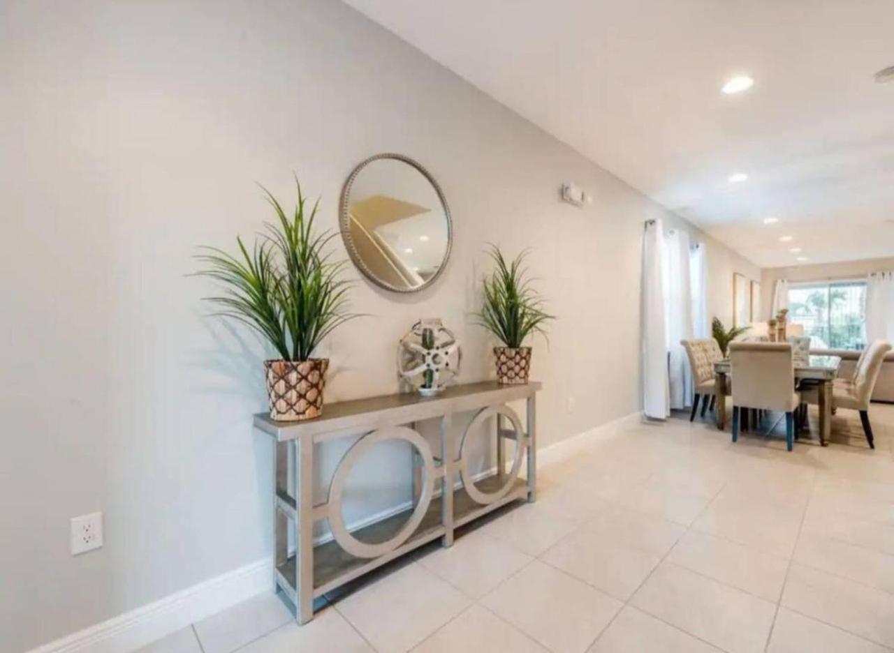 Holiday home The Marker Villa-relaxunwind-disney-pool-games Orlando