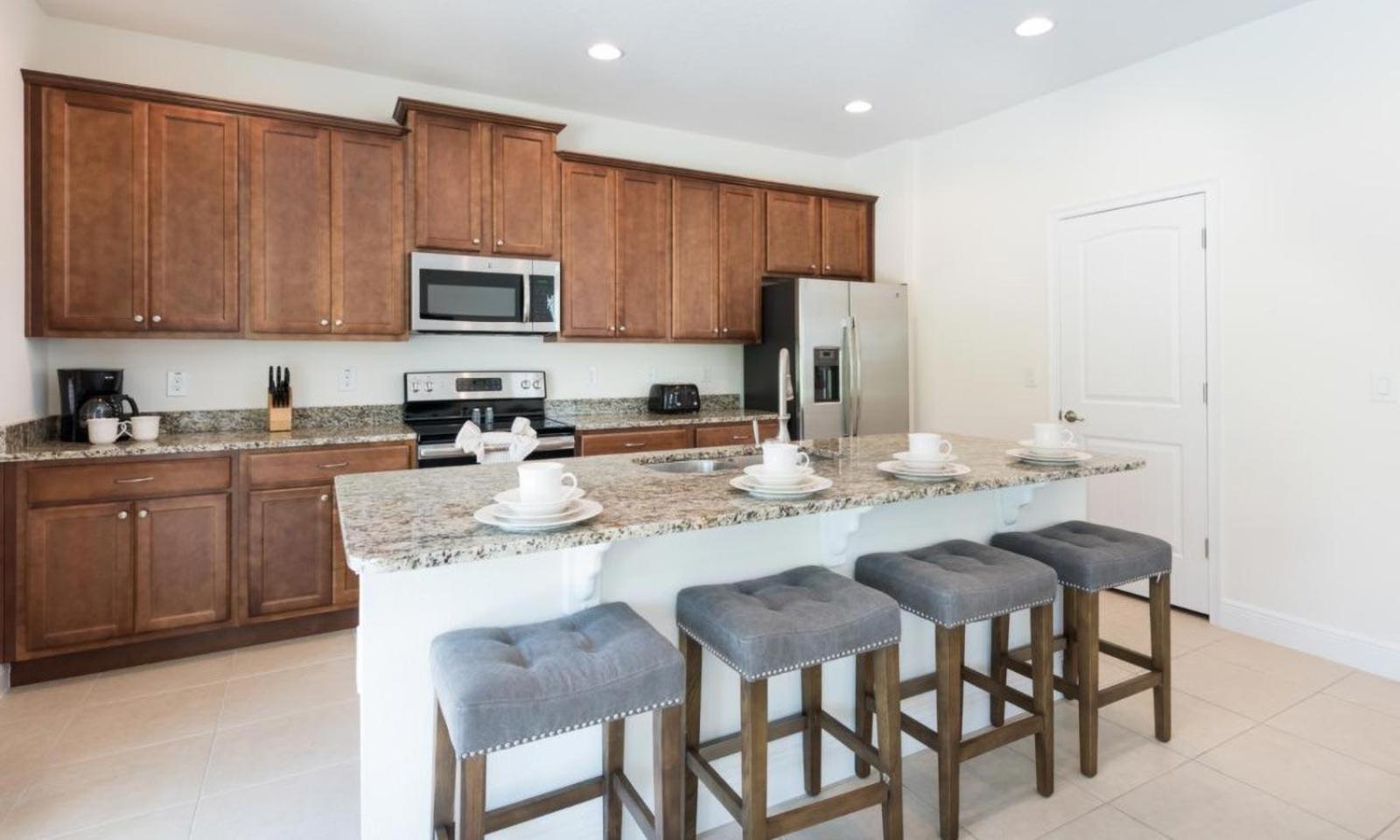 Bright 6 Bdrm House With Pool And In Encore *