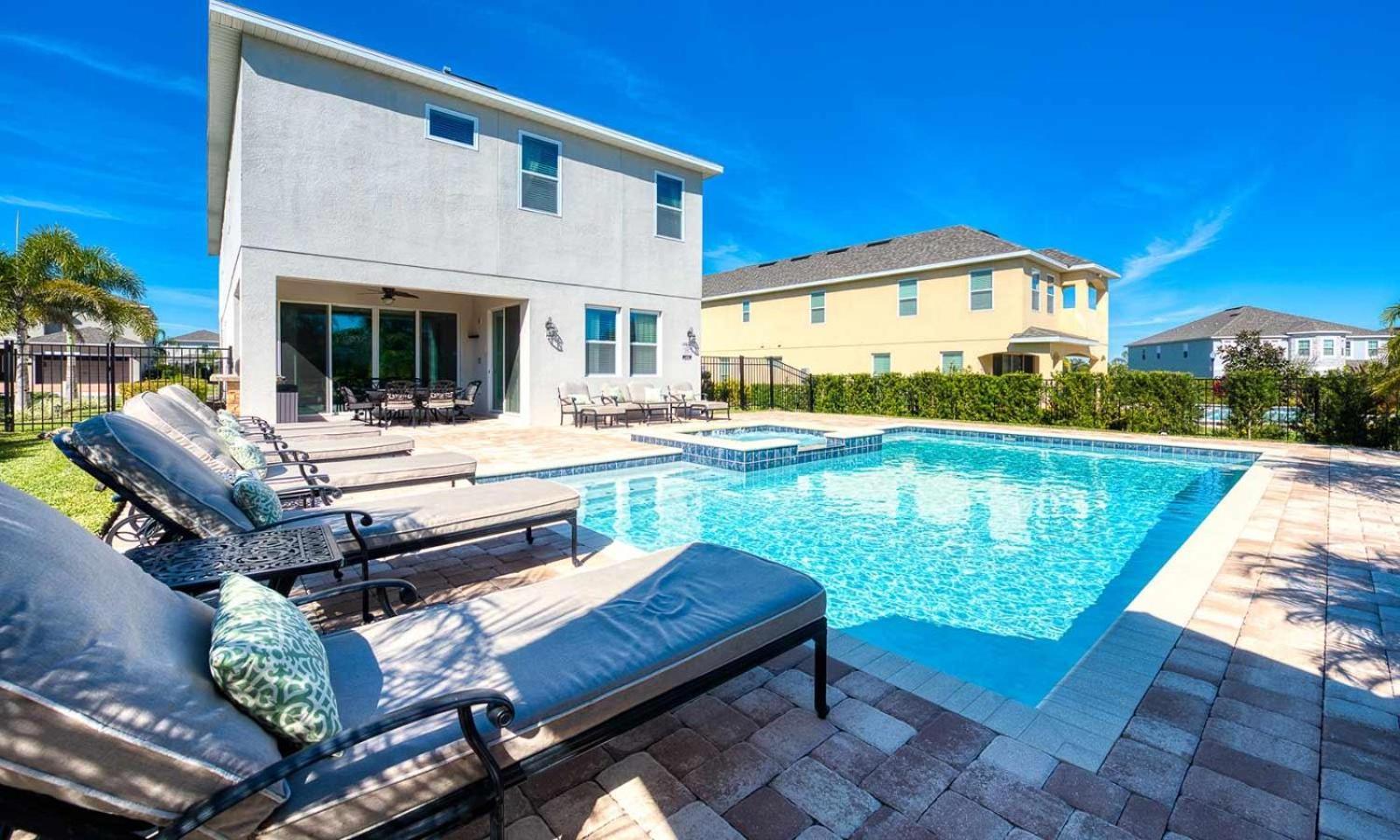 Holiday home Sun-kissed 6 Bdrm With Private Pool At Encore Orlando