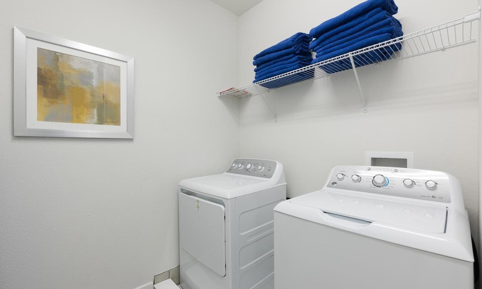 Wonderful 5 Bdrm With Pool Slide At Encore Holiday home