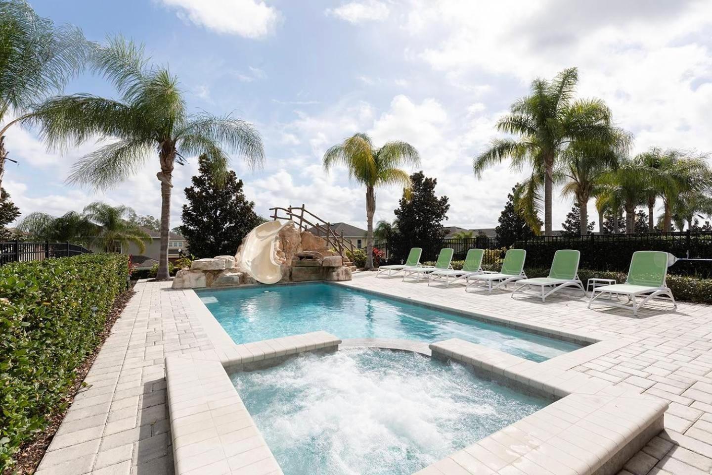 Wonderful 5 Bdrm With Pool Slide At Encore Holiday home