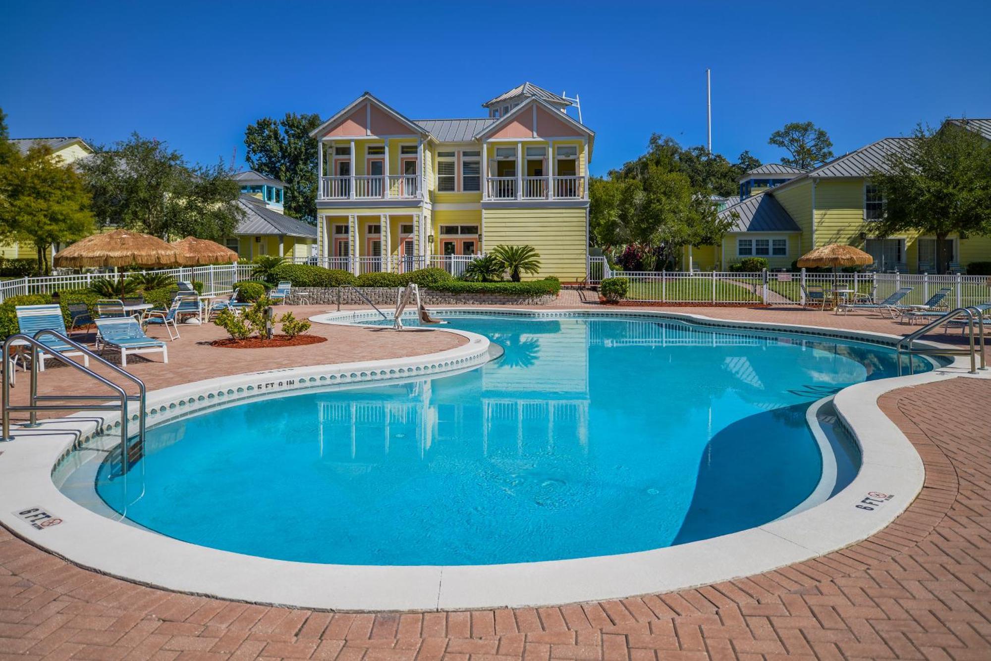 Hotel Barefoot'n Kissimmee Orlando Celebration