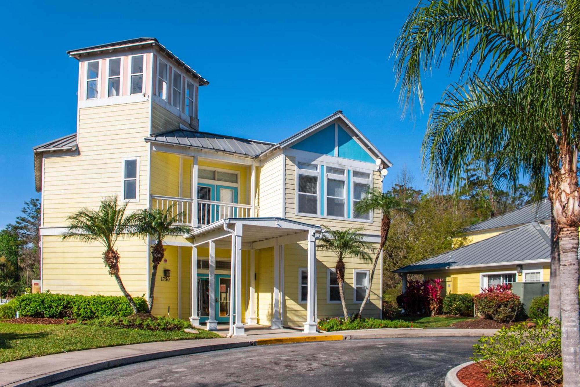 Barefoot'n Kissimmee Orlando 3* Celebration