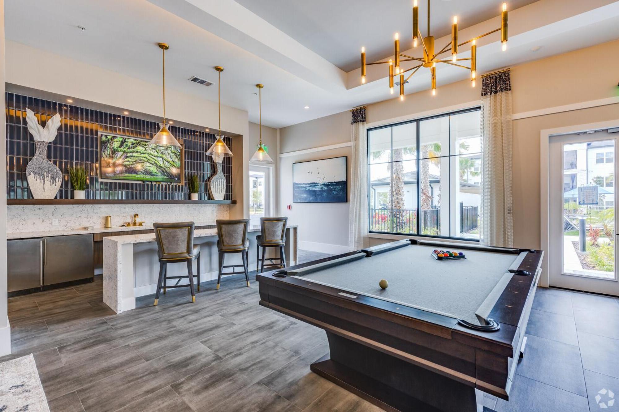 Private Full Close To Universal King Suite, Pool