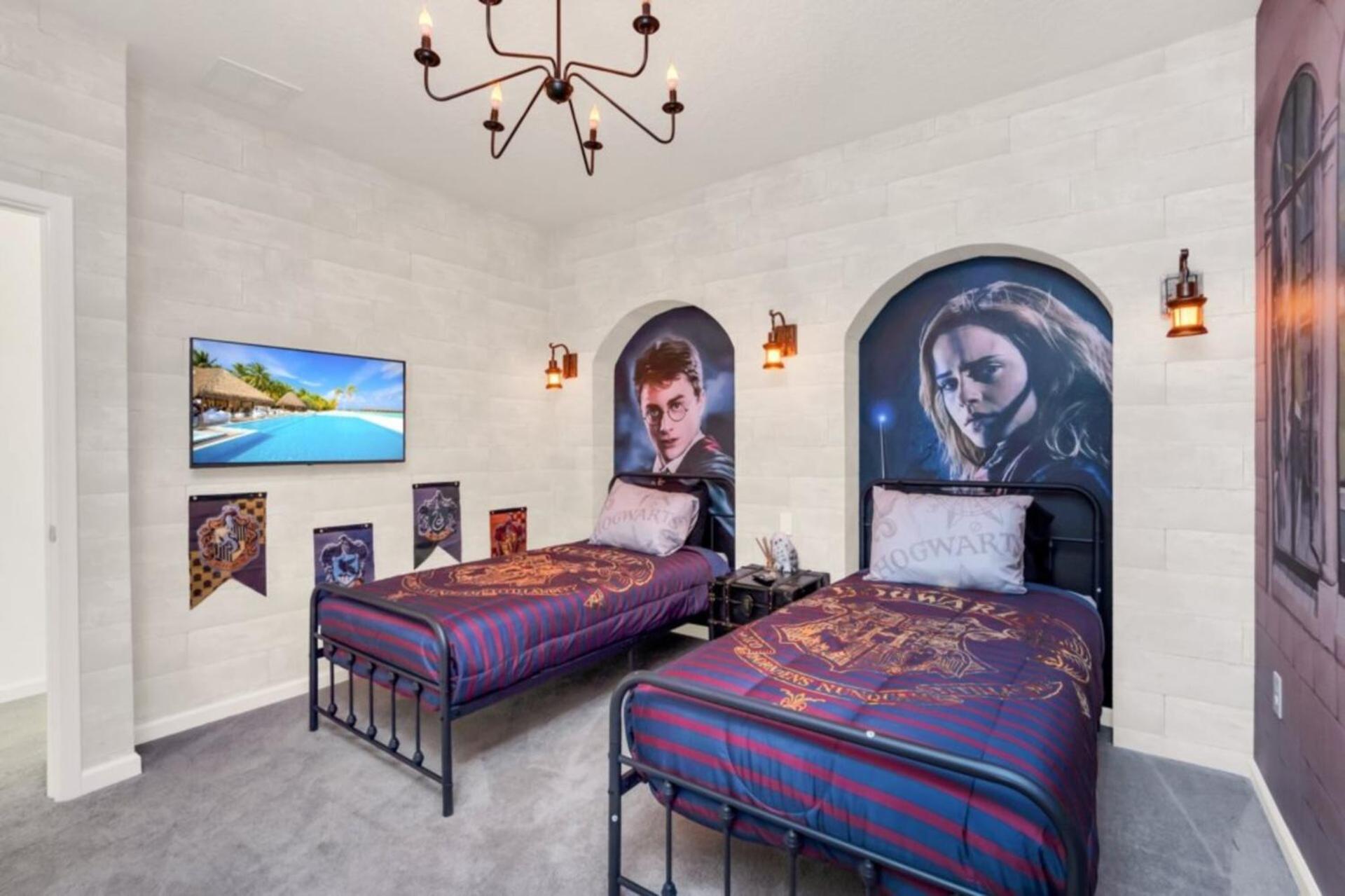 Villa Relaxing Retreat With Theater 6331
