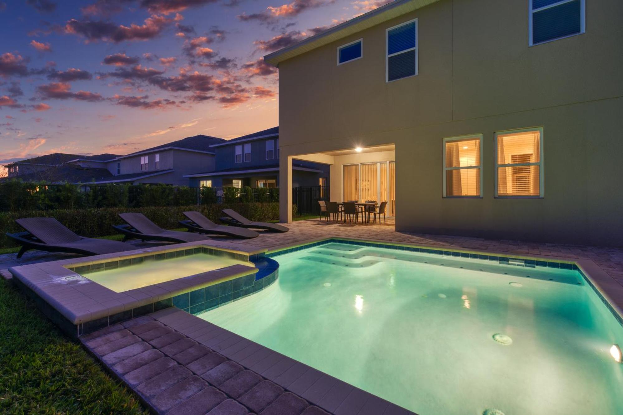 Fabulous By Rentyl Near With Private Pool, Game & Amenities - 7469m Holiday home *