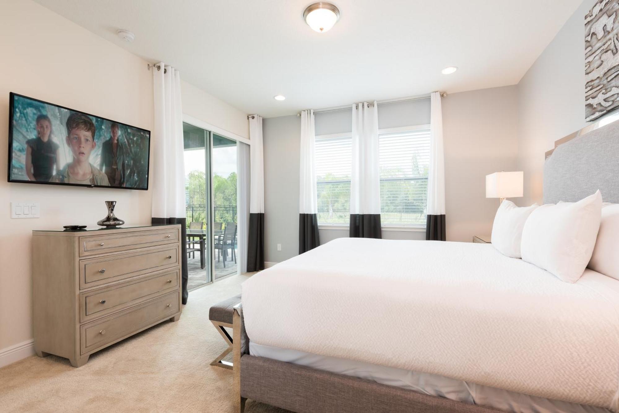Holiday home Alluring With Private Pool Near With Amenities By Rentyl - 7732f