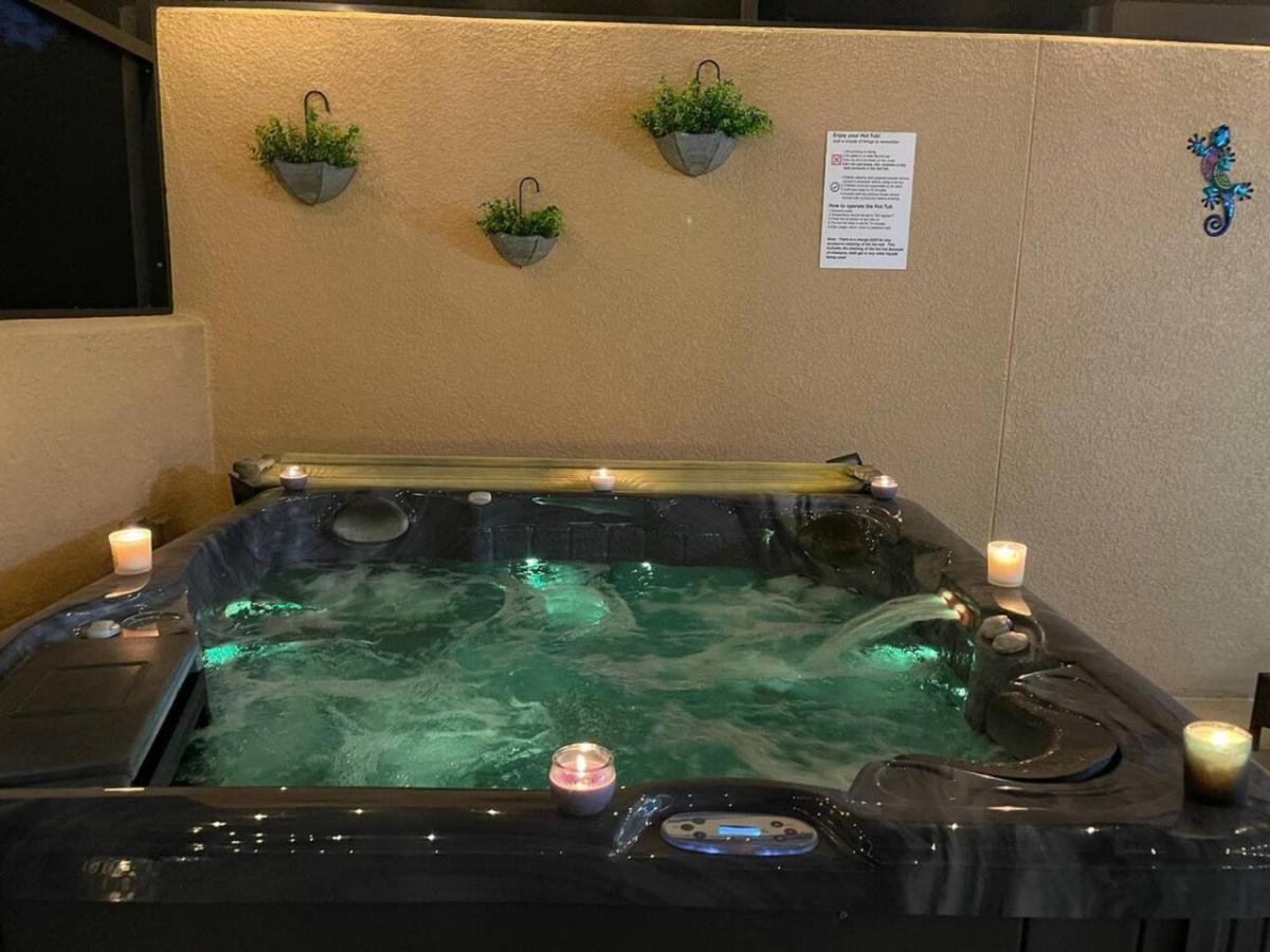 Near Themed Jacuzzi Pool 2609 Holiday home