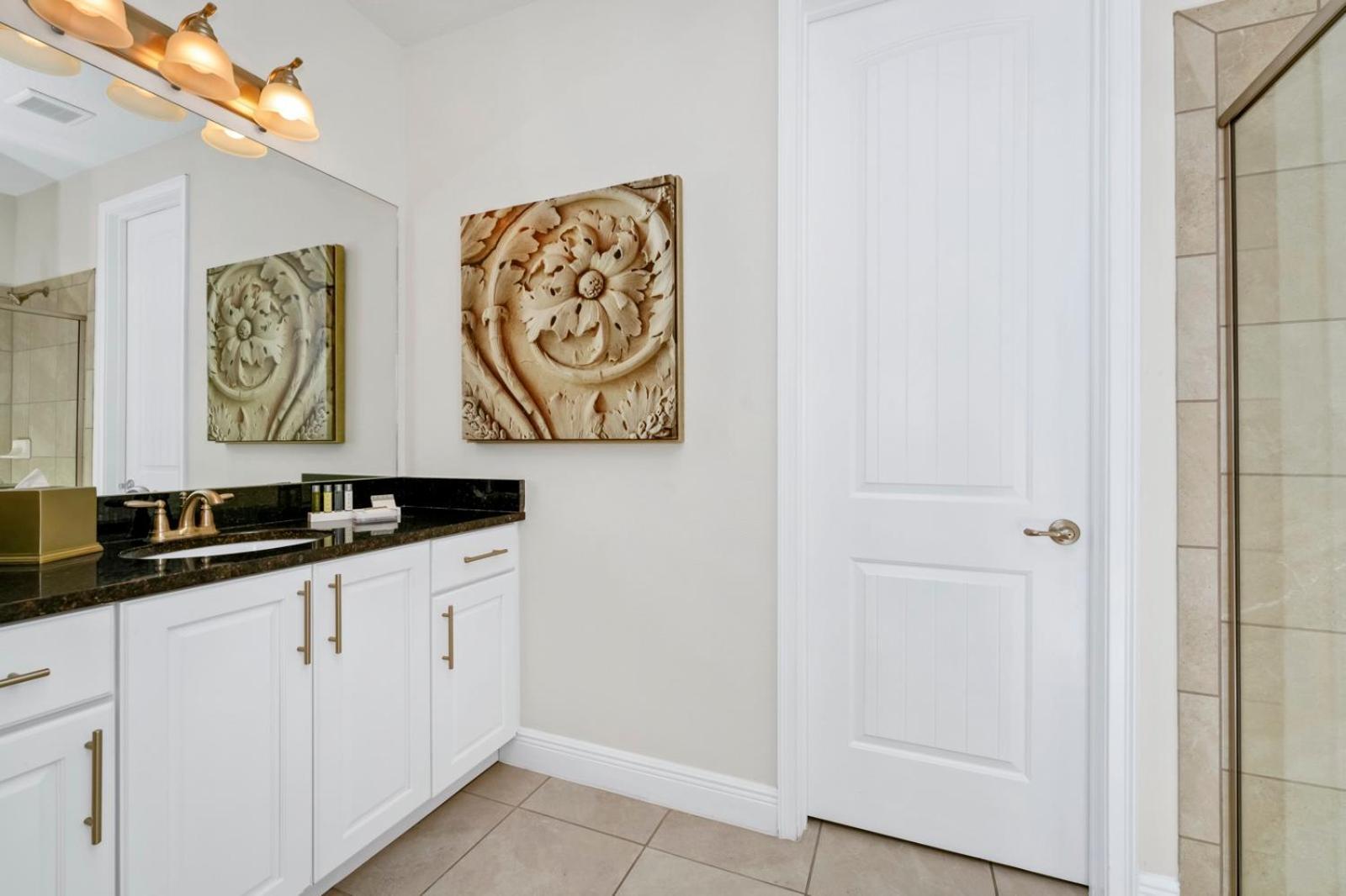 Spacious With Private Pool Near With Water Park Access At Encore By Renty - 7720ff Holiday home