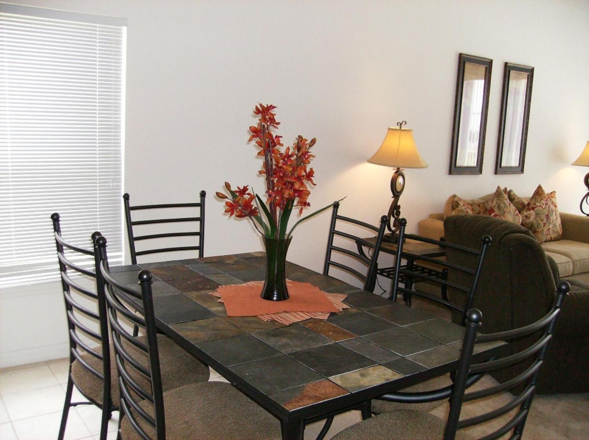 Holiday home 4 Bedroom Value With Private Pool