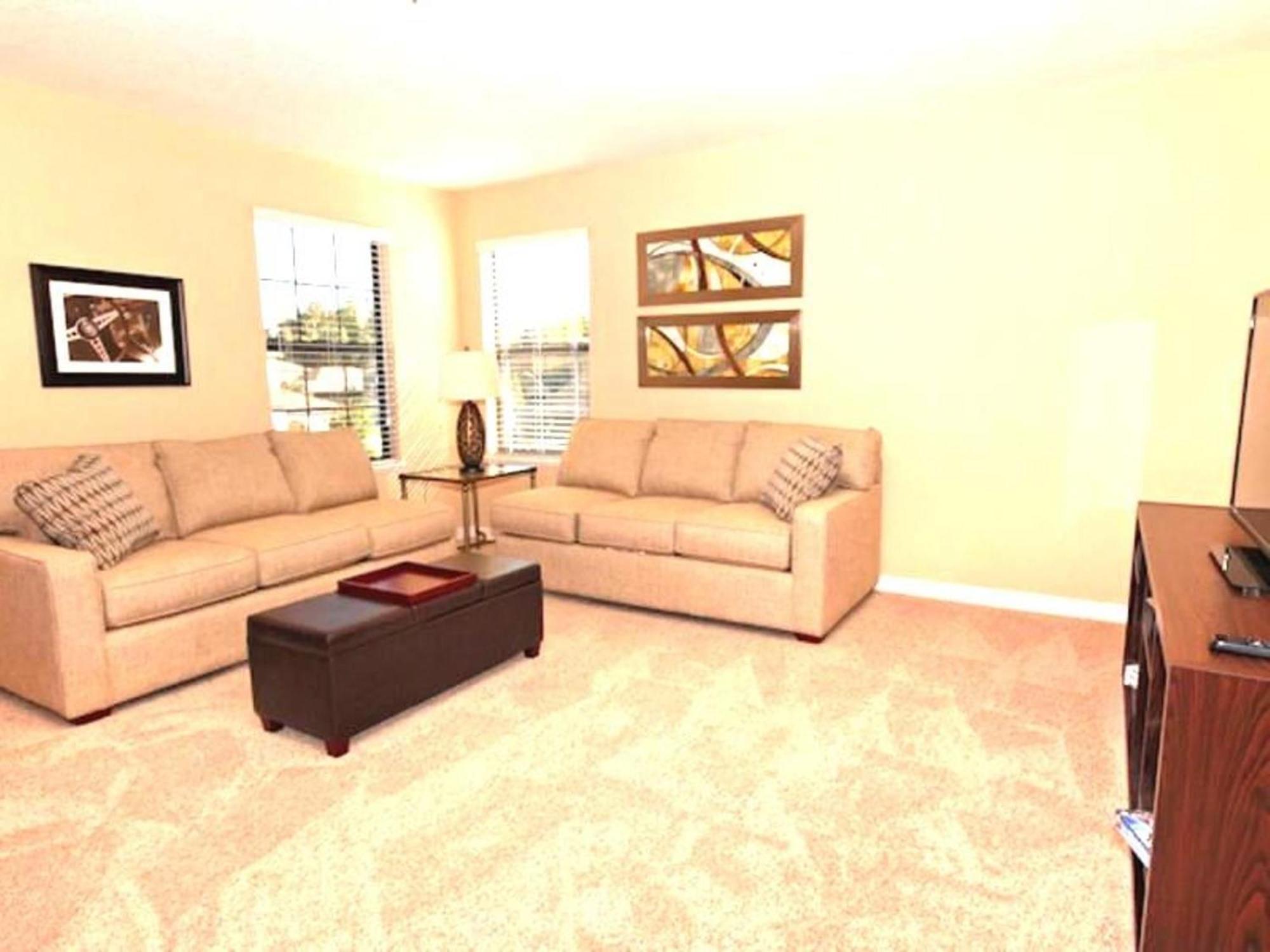 4 Bedroom Value With Private Pool