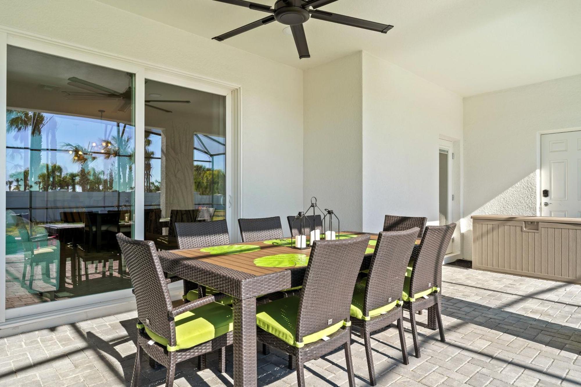 New Themed Villa, Heated Pool And In Windsor Cay Villa Orlando