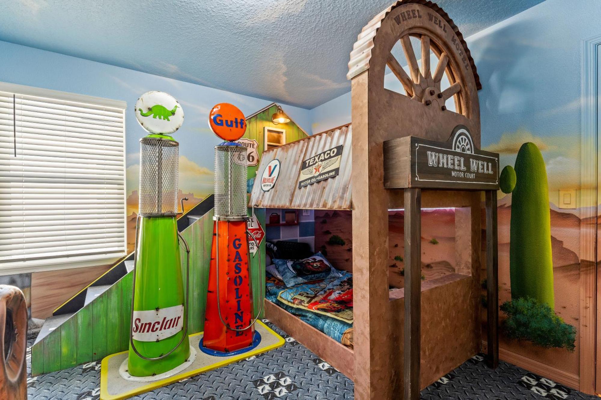 New Themed Villa, Heated Pool And In Windsor Cay * Orlando