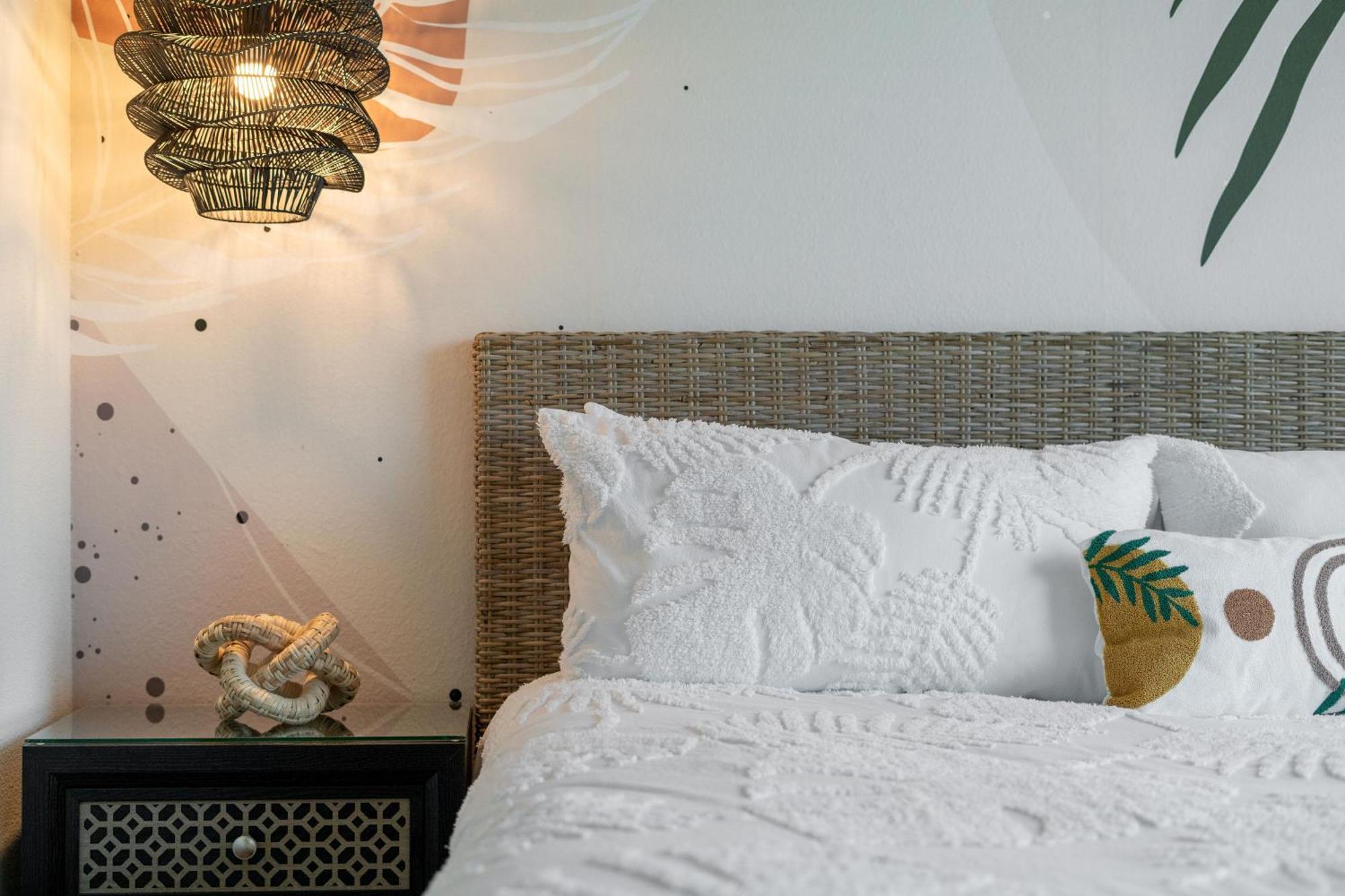 New Themed Villa, Heated Pool And In Windsor Cay Villa Orlando