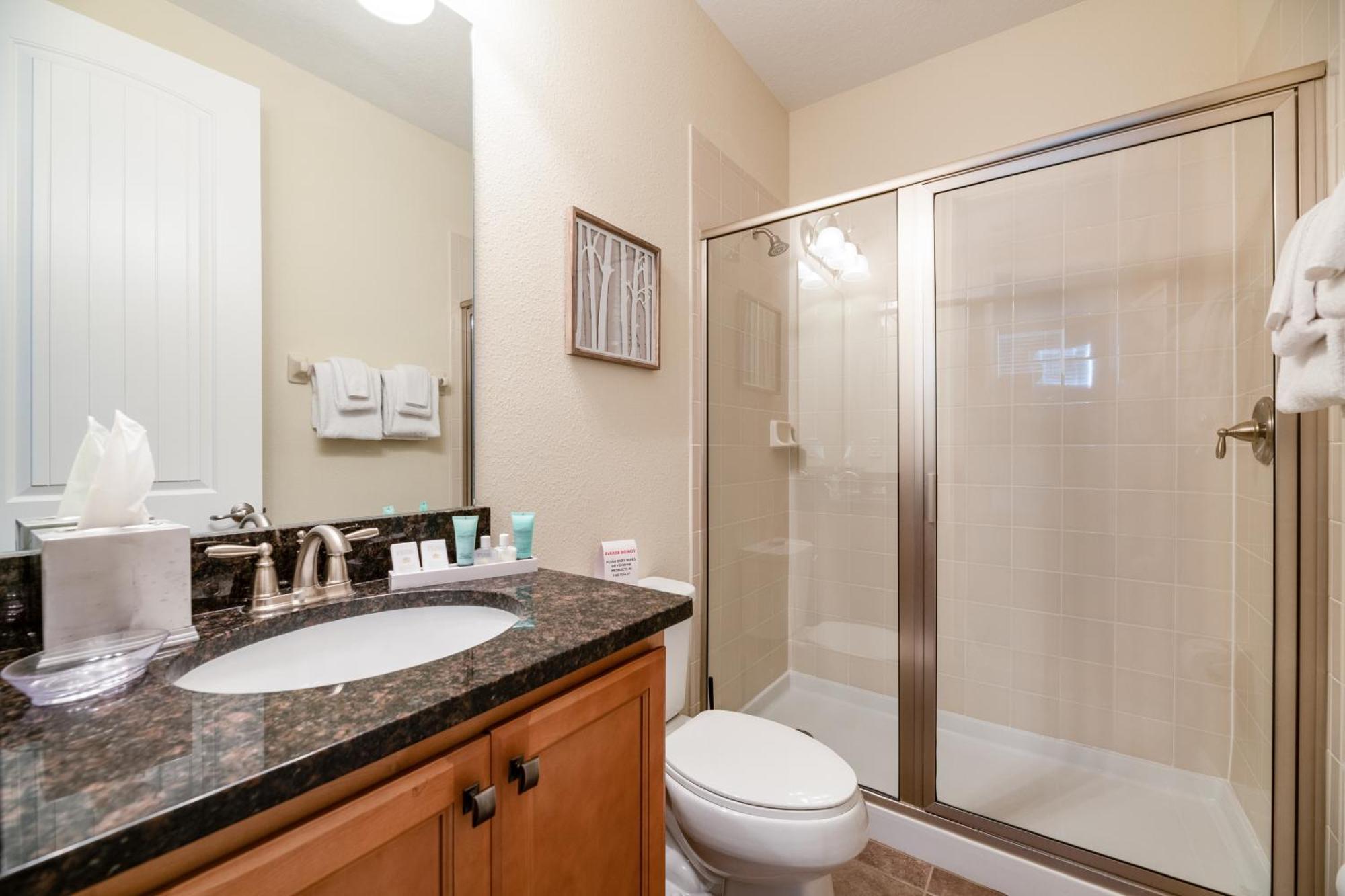 Lovely With Theme Rooms, Game And Private Pool With Access By Rentyl - 7705by