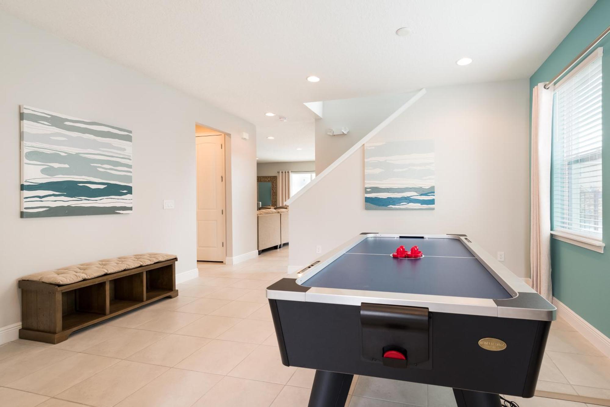 Holiday home Fabulous Near World With Air Hockey Table By Rentyl - 7704g