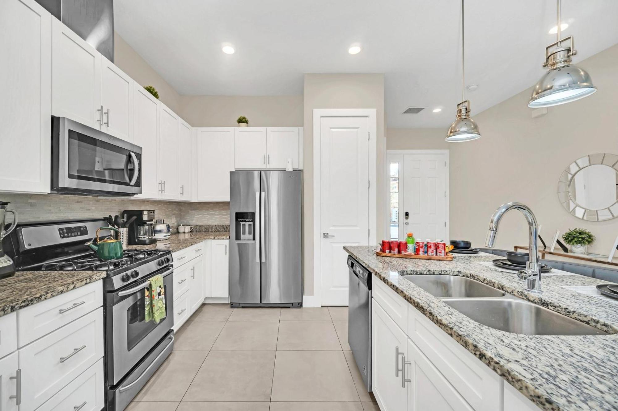 New Amazing Unique Dream House 5 Min To * Orlando