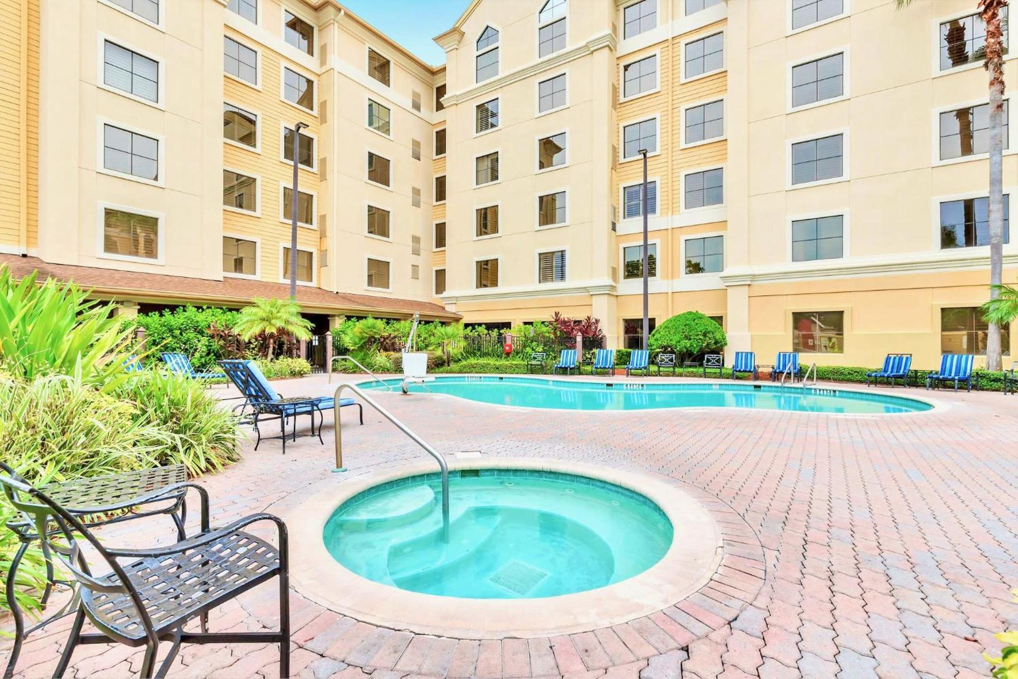 With Pool And Hot Tub - Close To Near Orlando