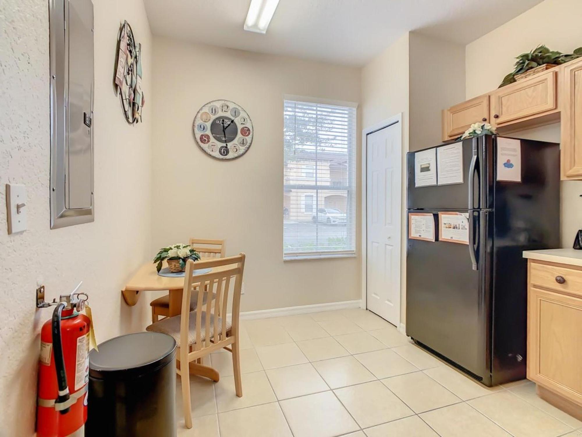 Spacious Regal Oaks Townhome By Apartment *