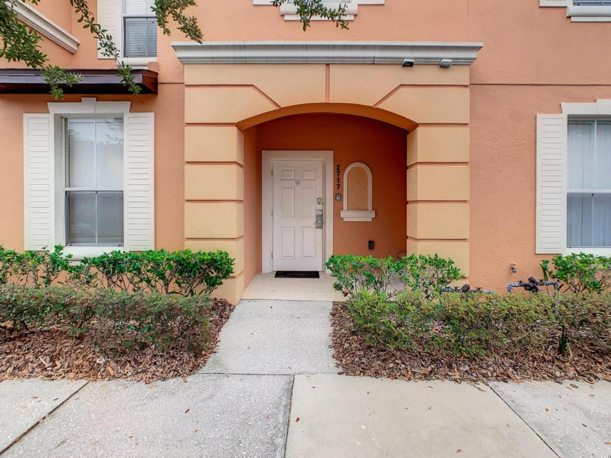 Spacious Regal Oaks Townhome By Orlando