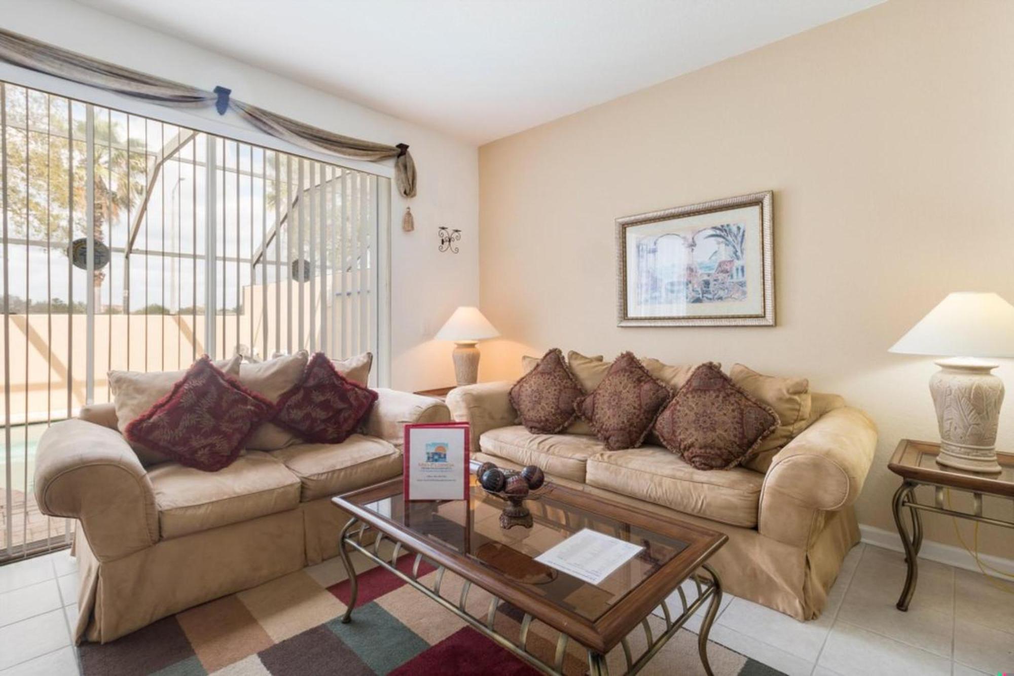 Windsor Hills Getaway: 3br, Pool, Near *