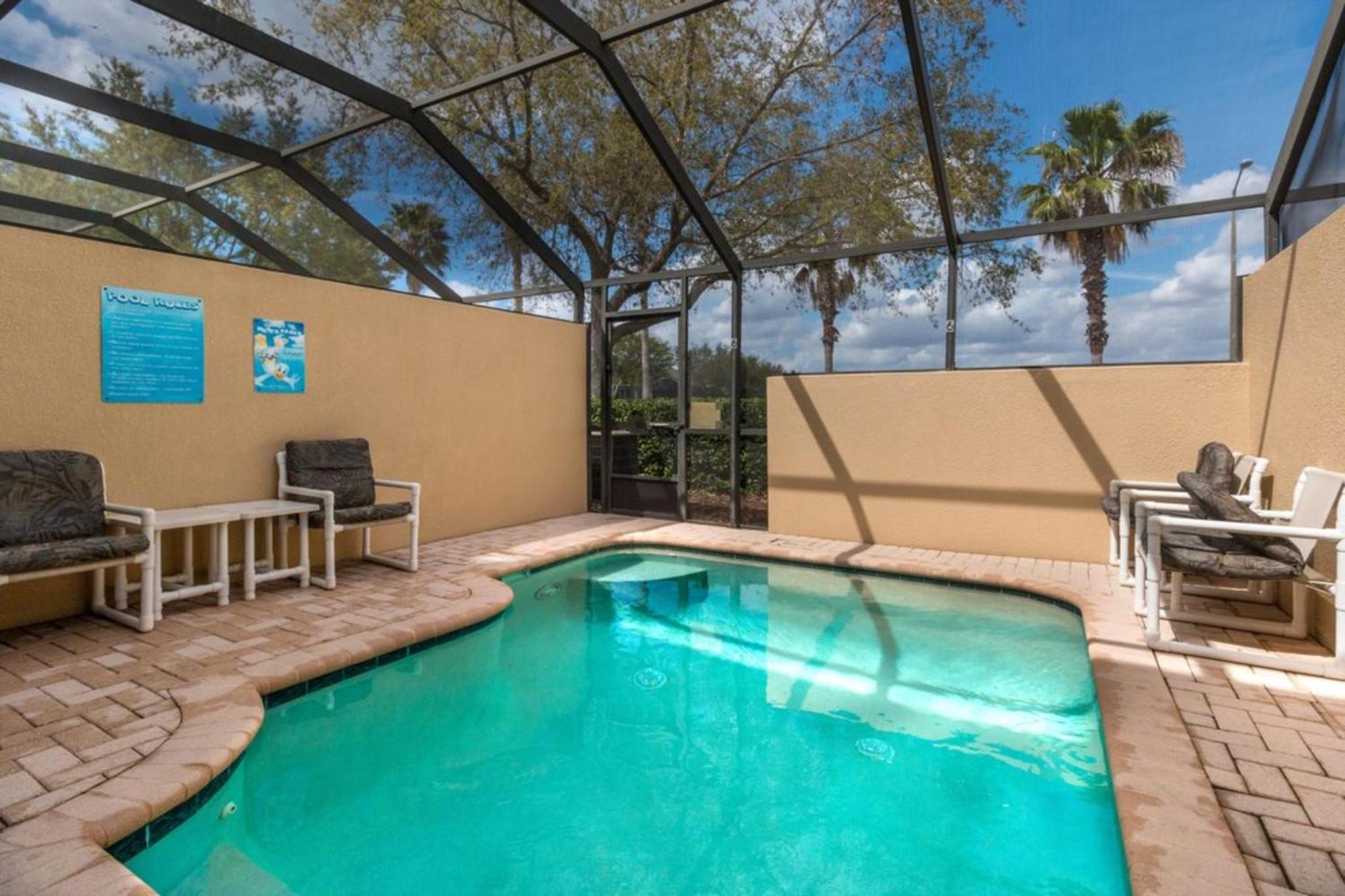 Apartment Windsor Hills Getaway: 3br, Pool, Near *