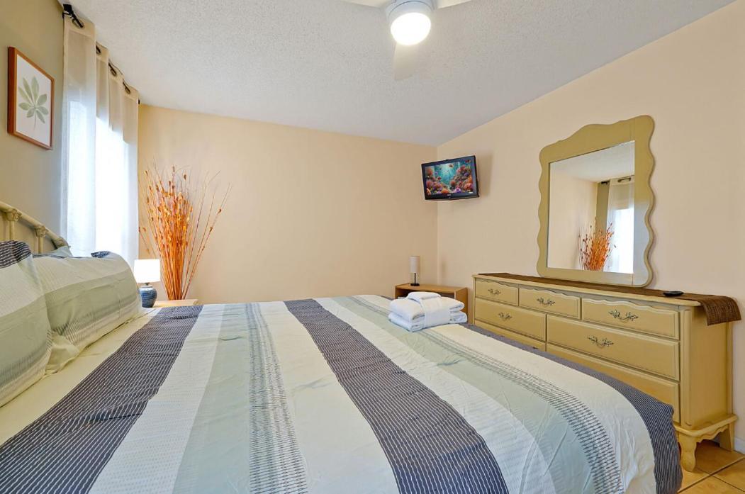 Villa Minutes From - Entertainment Haven With Pool Orlando