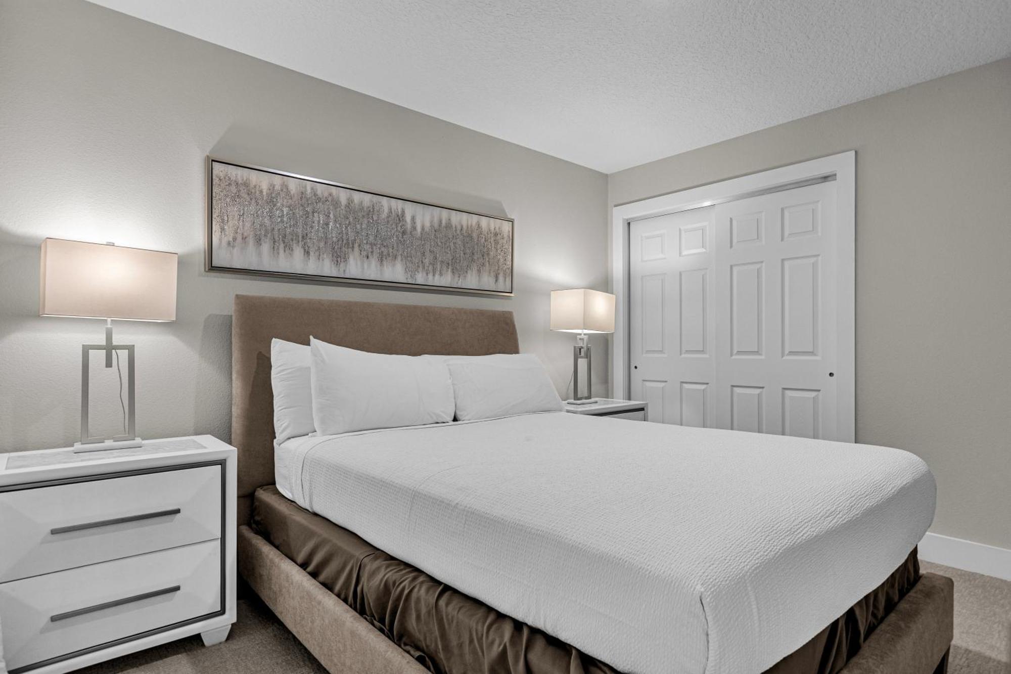 3 Bedroom Family Friendly At Worldquest Near 2728