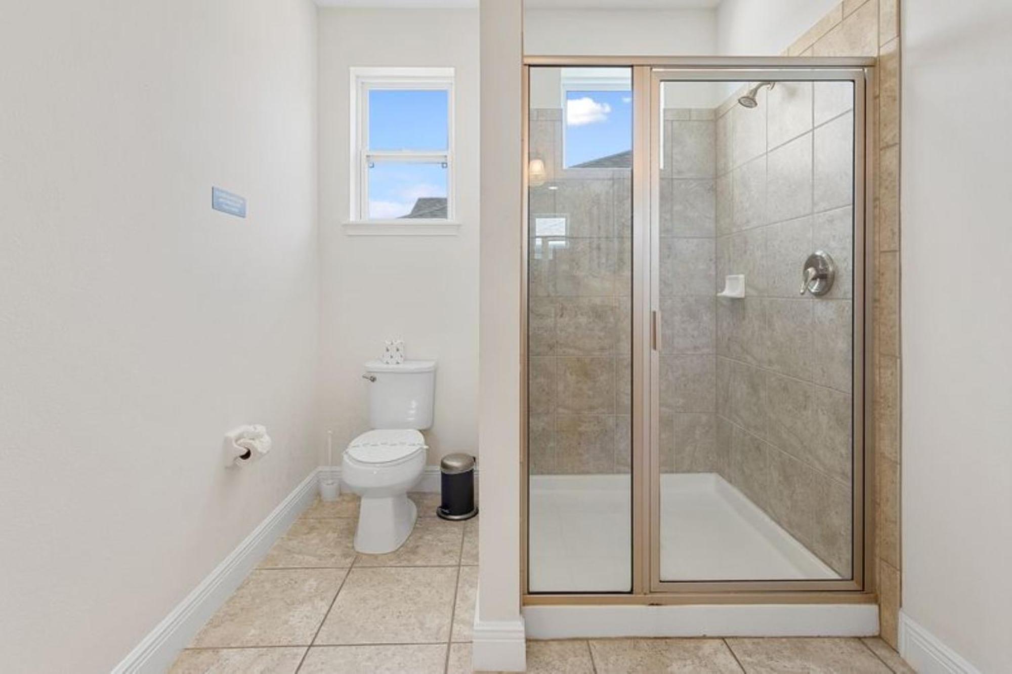 361 8 Pc Perfect With Private Pool