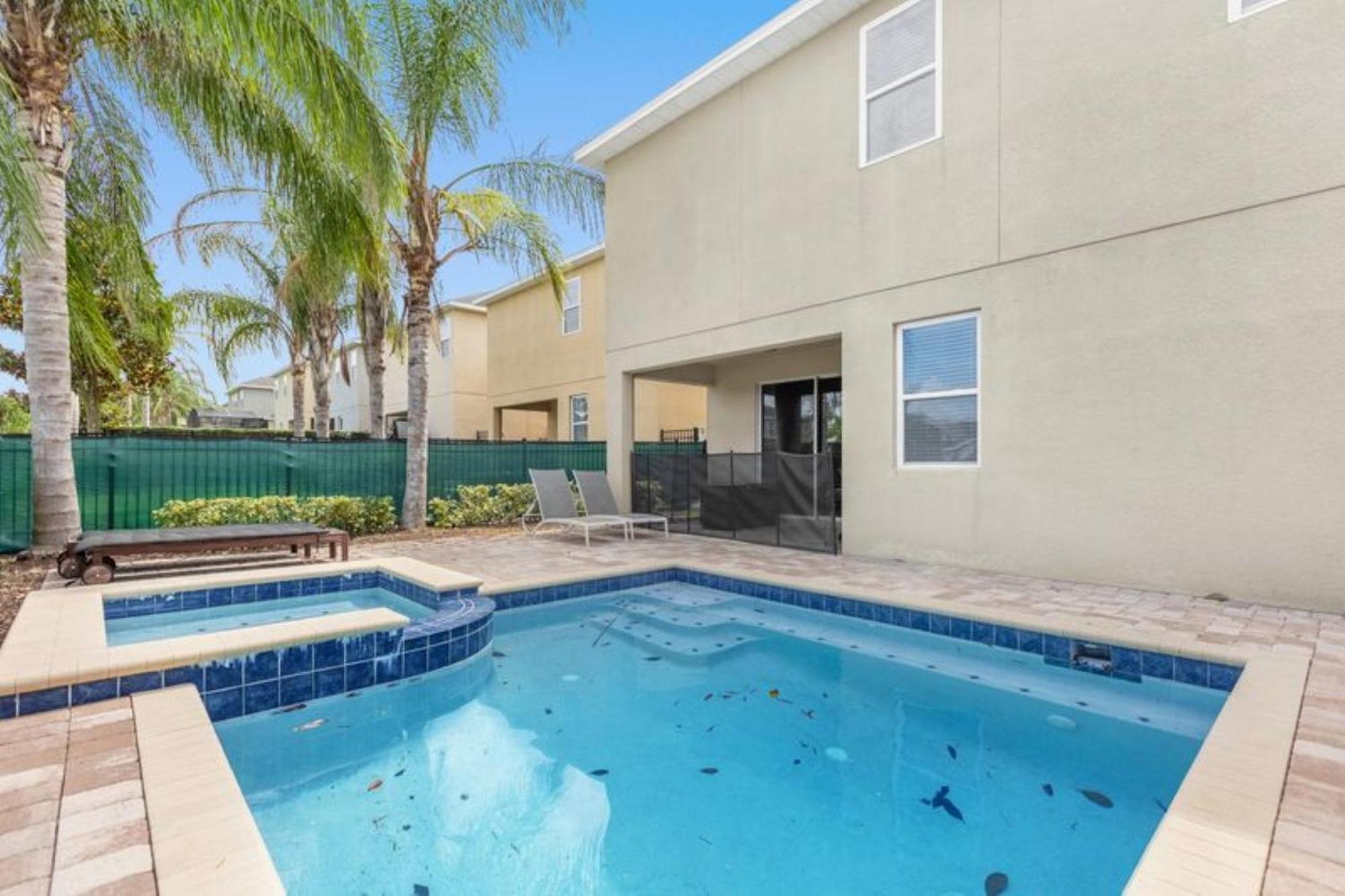 371-8-pc-fabulous With Private Pool And
