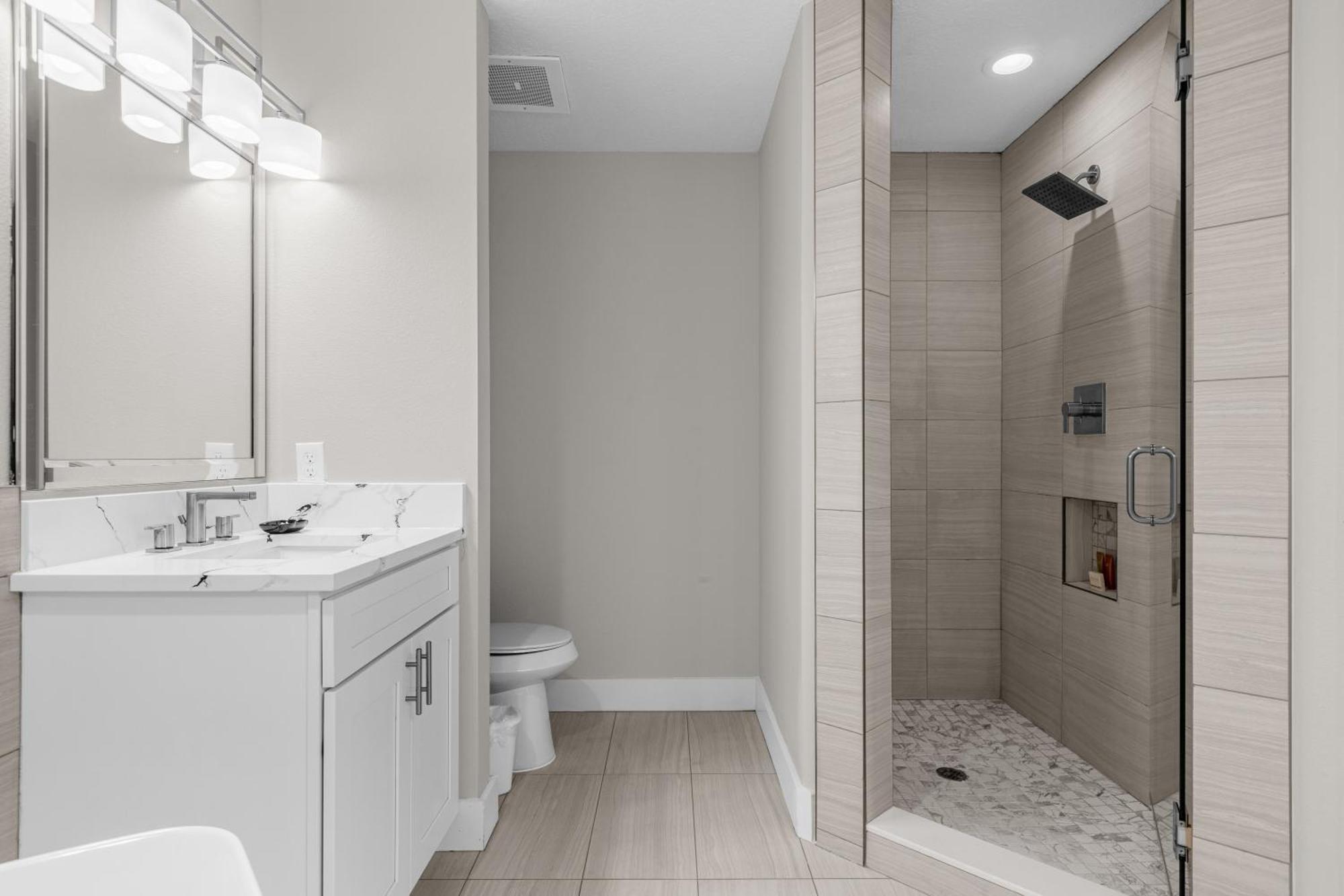 3 Bedroom Spacious At Worldquest Near Disney- 22679 Holiday home Orlando